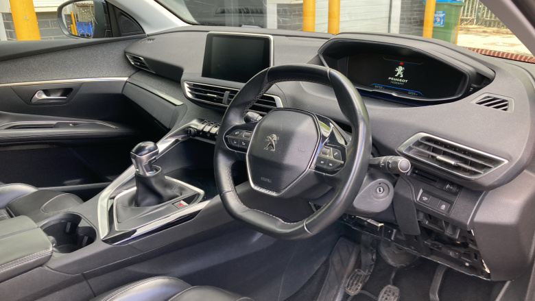 Peugeot 3008 1.2 PureTech Allure 5dr Petrol Estate